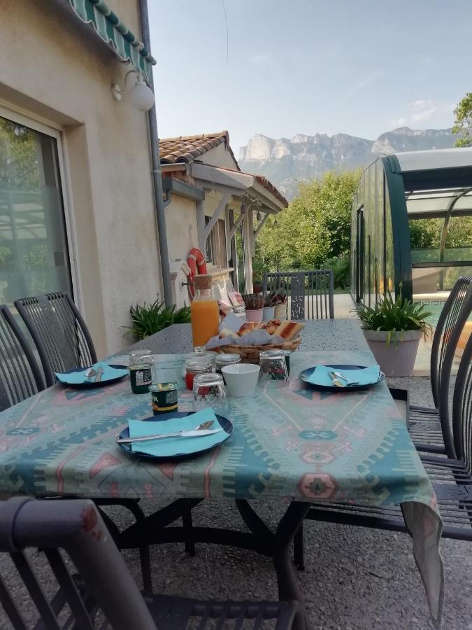 Chambre Familiale "Le Pecher" Saillans  Kültér fotó