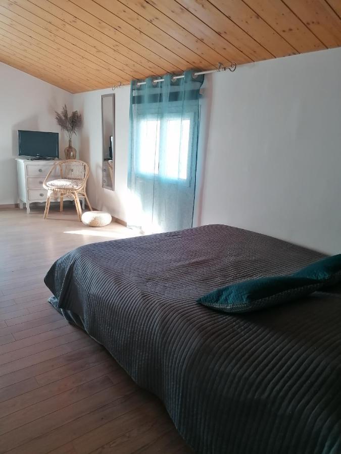 Chambre Familiale "Le Pecher" Saillans  Kültér fotó